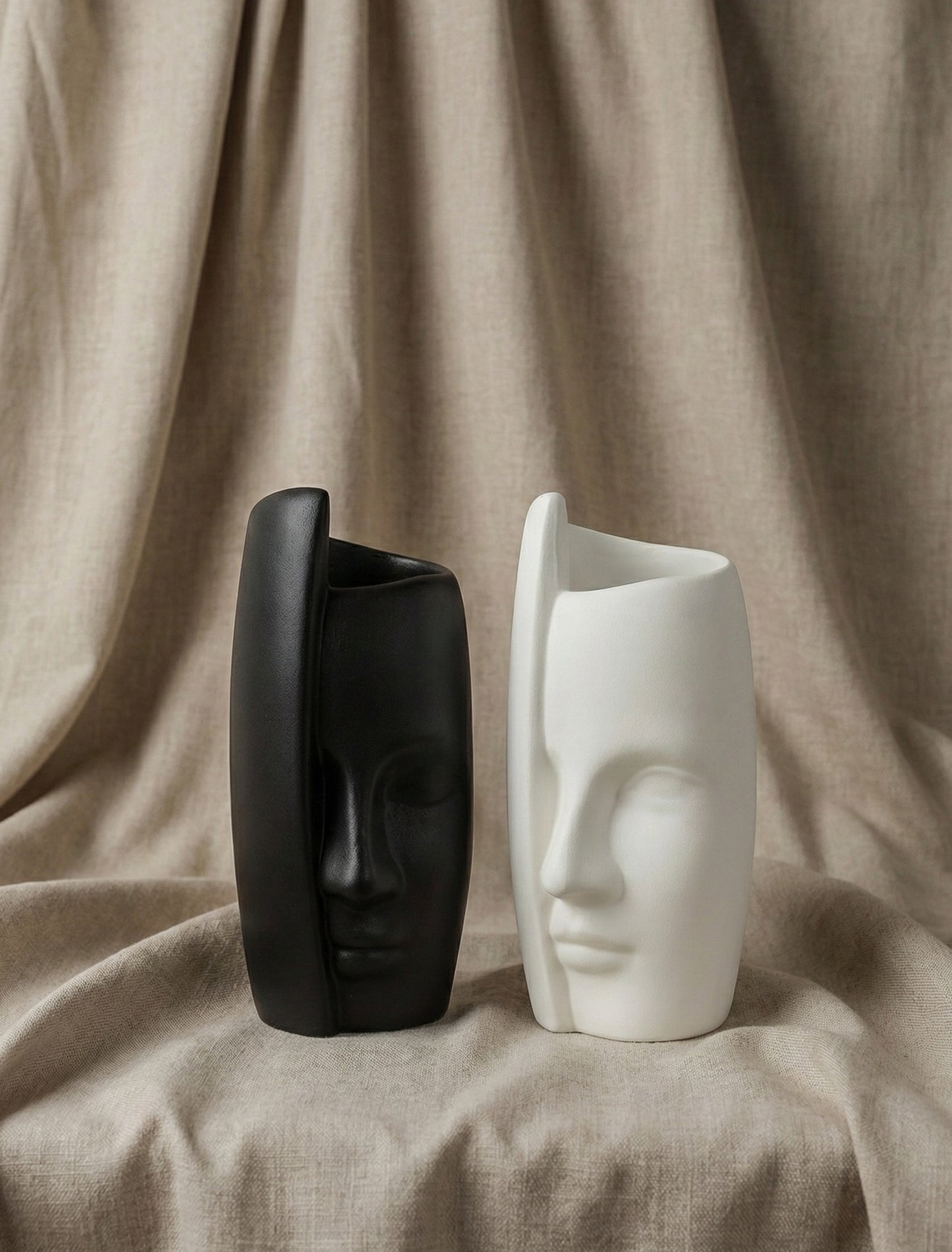 Jarrón Escultura Noir Mini